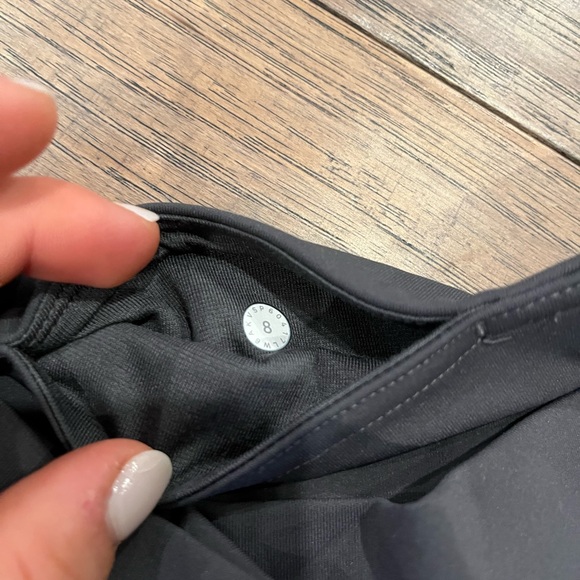 Lululemon Crops - Picture 3 of 6